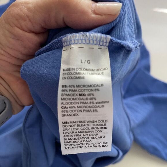 Chico's The Ultimate Tee, 3/4 Sleeve and V-neck, Blue, Size Large - Picture 4 of 7